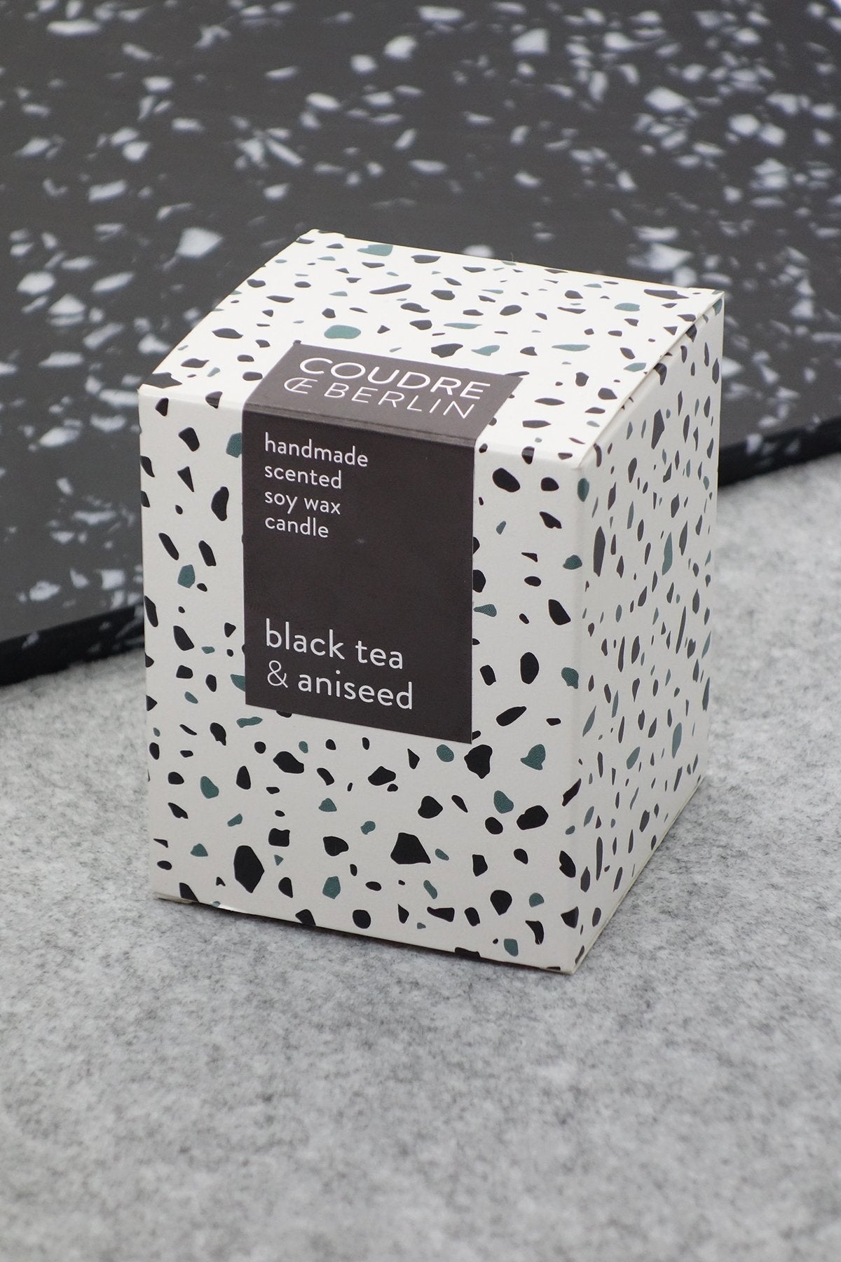 CONTEMPORARIES Duftkerze black tea & aniseed