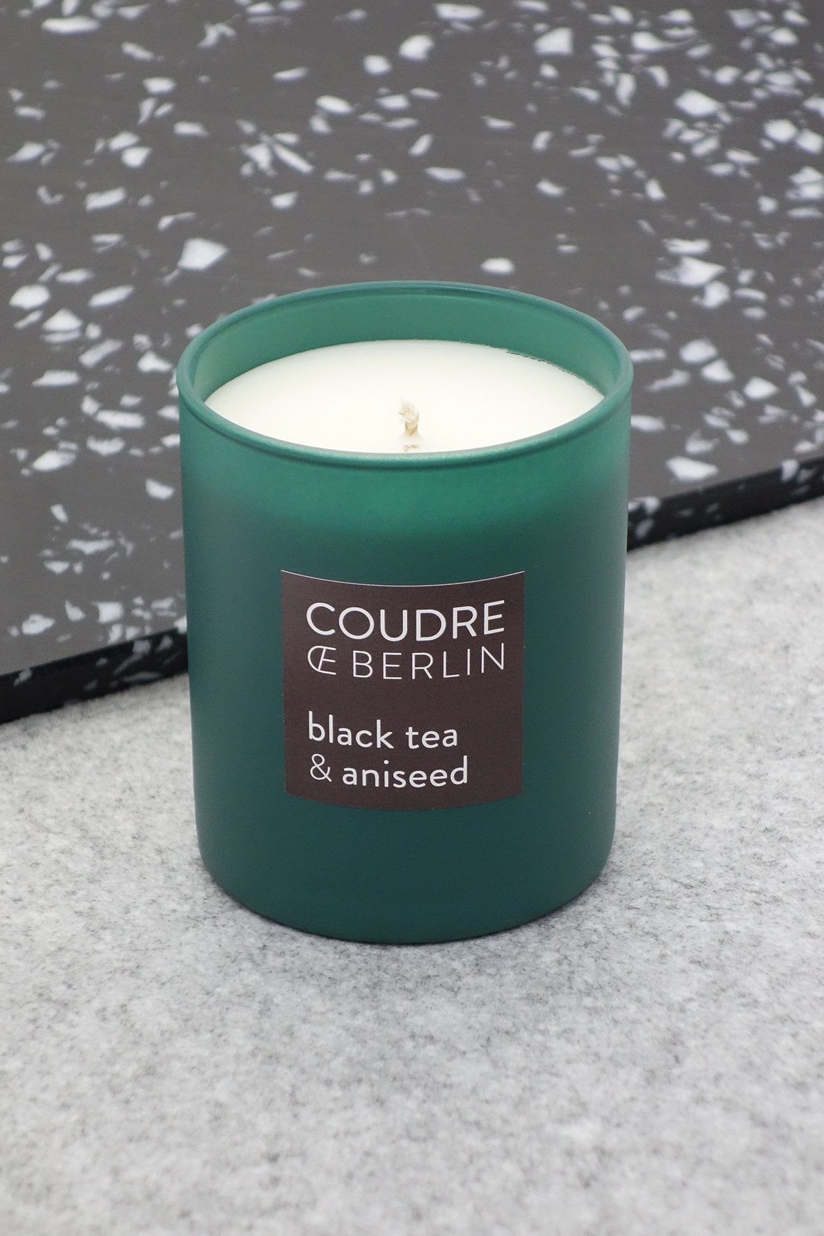CONTEMPORARIES Duftkerze black tea & aniseed