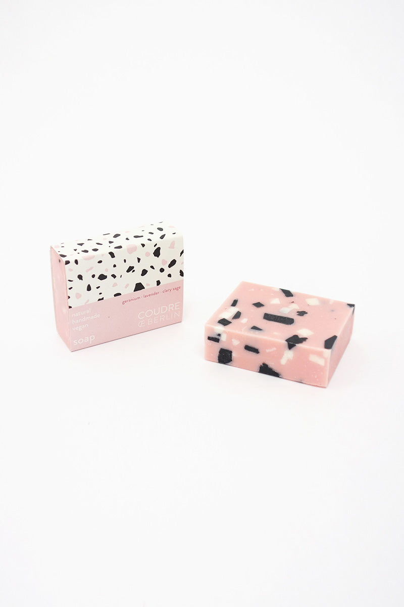 Handgefertigte Seife „Terrazzo“ schwarz